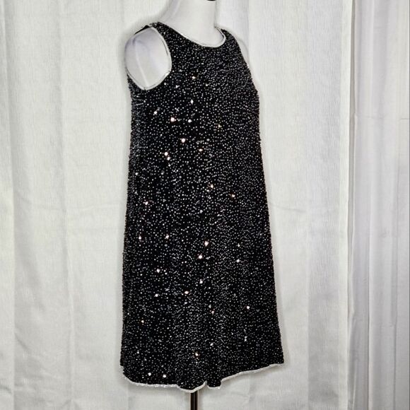 Stenay Silk Black & White Beaded & Sequins Sleeveless Swing Style Cocktail Dress - Picture 2 of 10